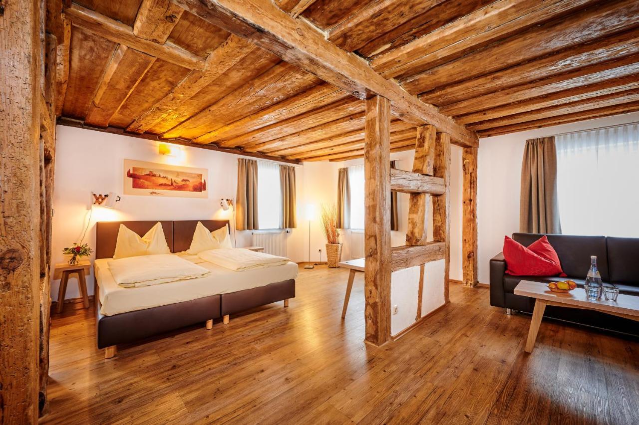 Hotel-Gasthof Bub ツィルンドルフ エクステリア 写真