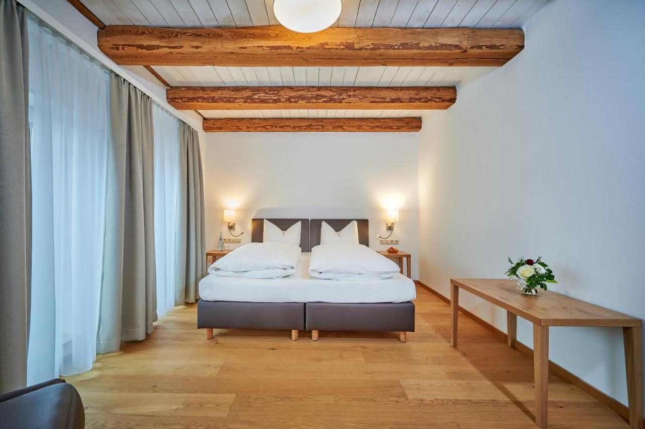 Hotel-Gasthof Bub ツィルンドルフ エクステリア 写真